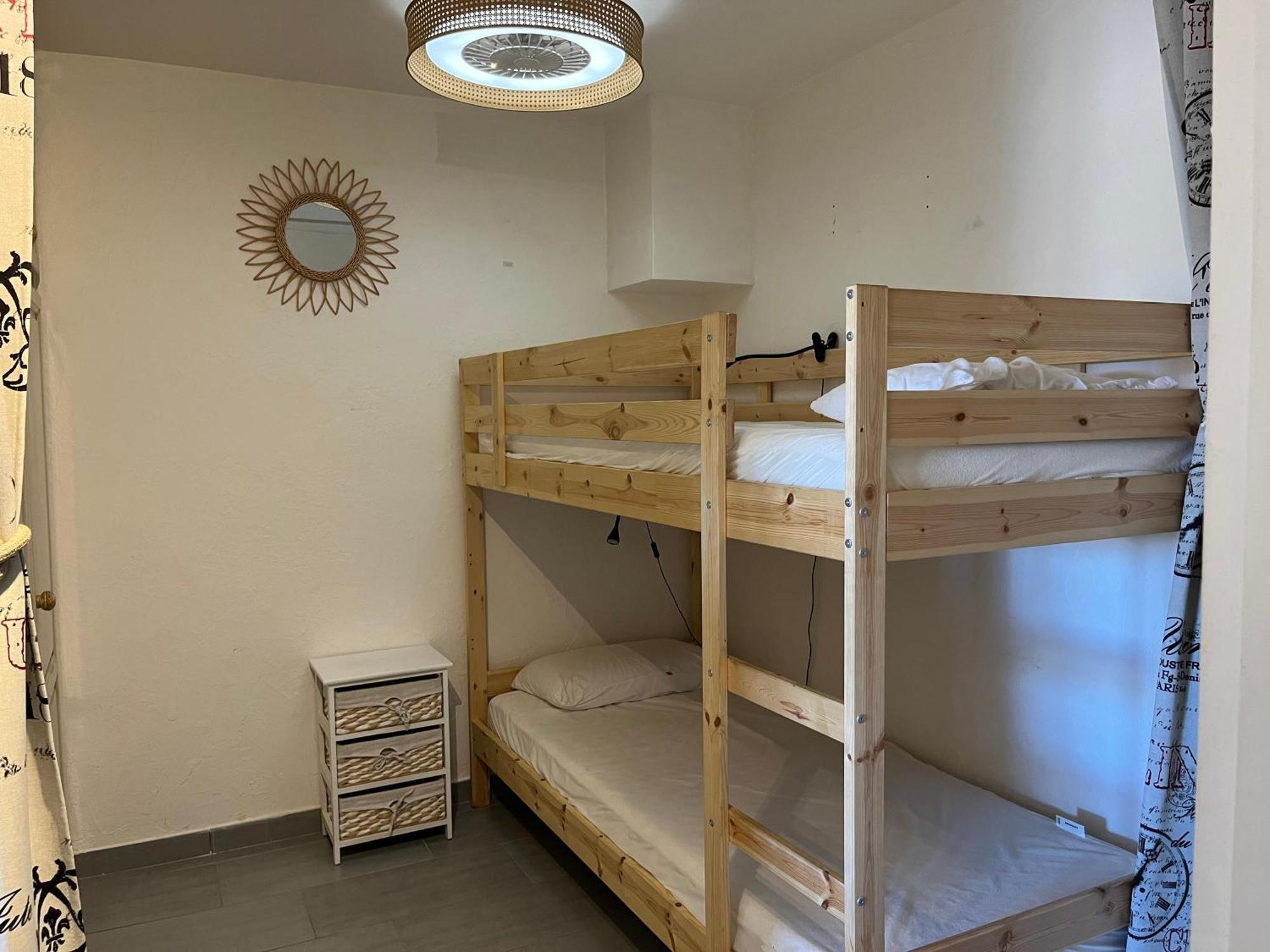 Appartement T2, 4 Personnes, Climatise, Avec Piscine, Village De La Mer Ла-Лонд-ле-Мор Экстерьер фото